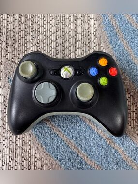 OEM Microsoft Xbox 360 Wireless Controller Black & Grey Battery